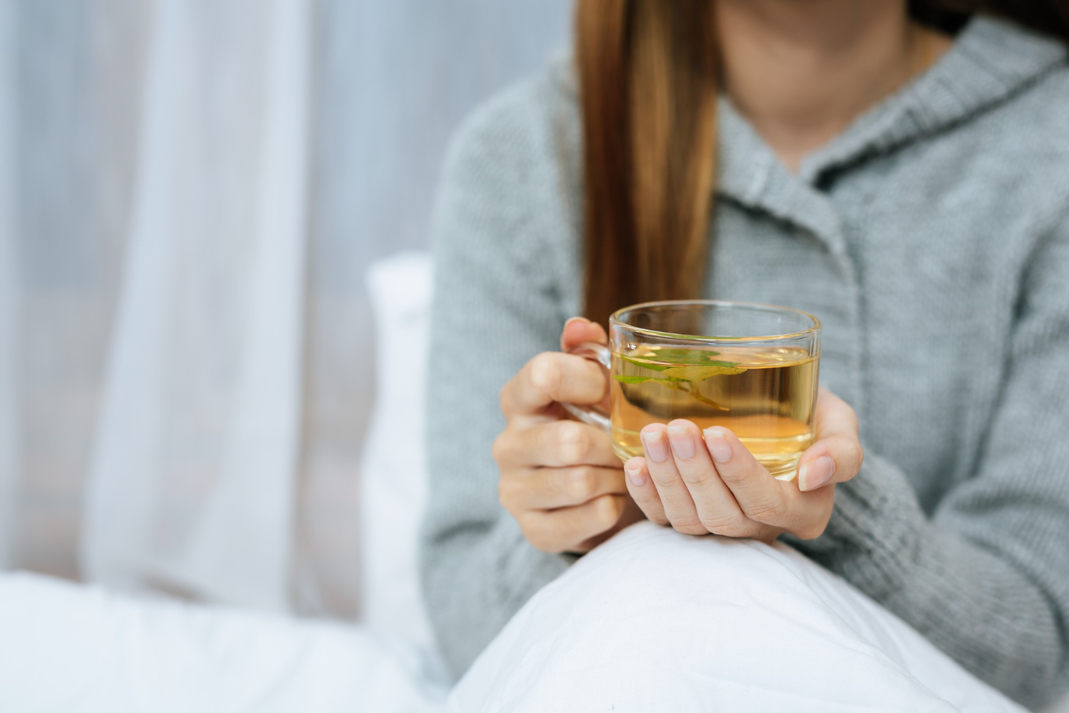 Unveiling Green Tea Benefits and Risks | Calo Blog